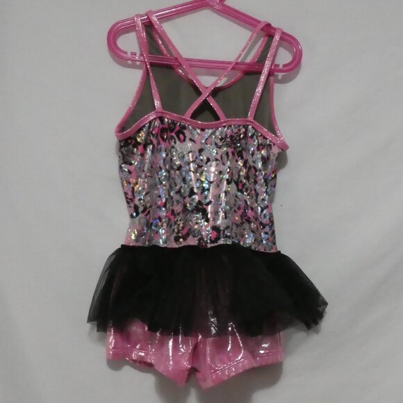 IN DANCEWEAR | size 6 XL | Girls' Pink, Silver and Black Glittery Dance Outfit - Picture 2 of 16